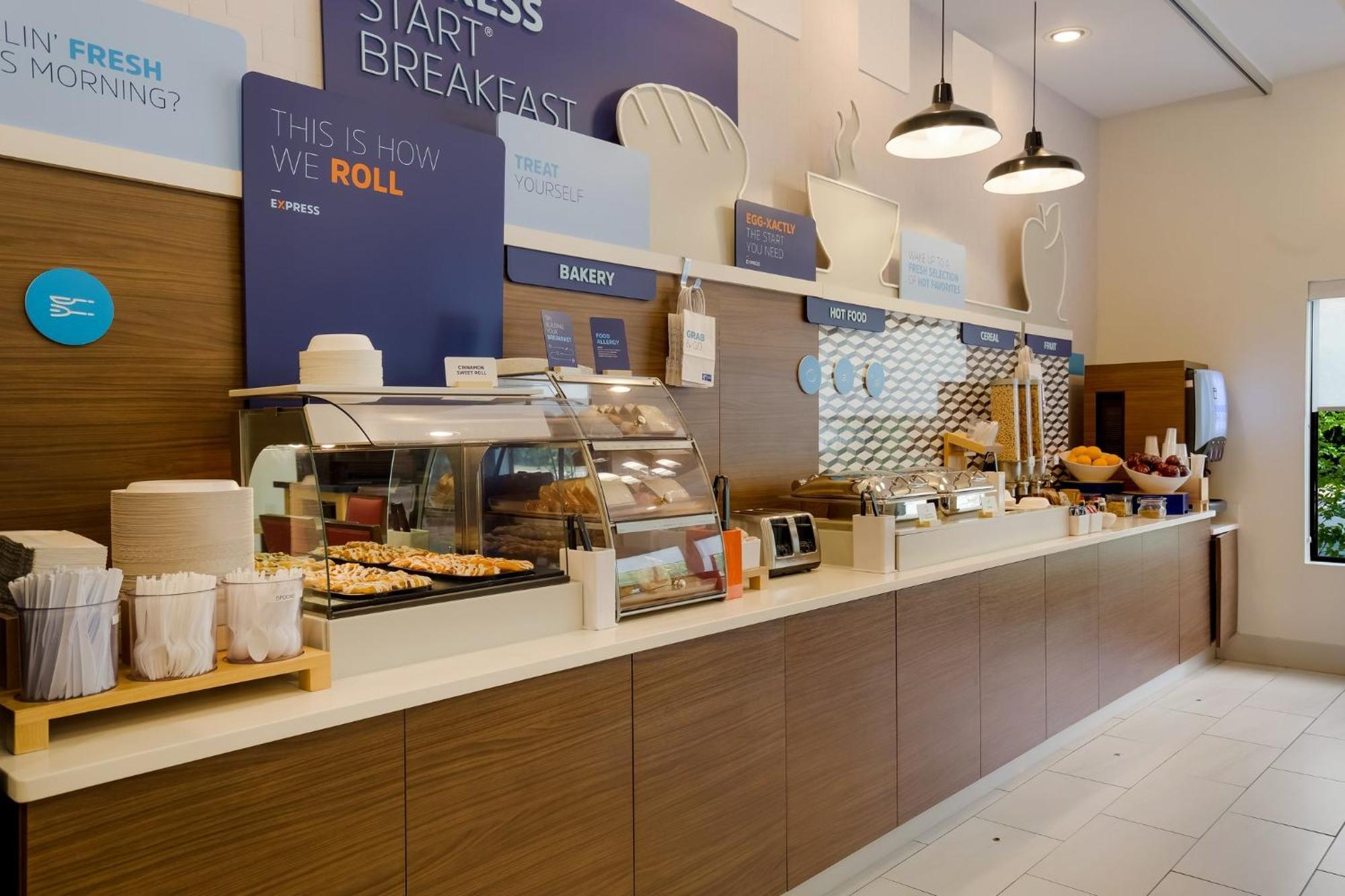 Holiday Inn Express Hotel & Suites Newton Sparta By Ihg Exterior foto
