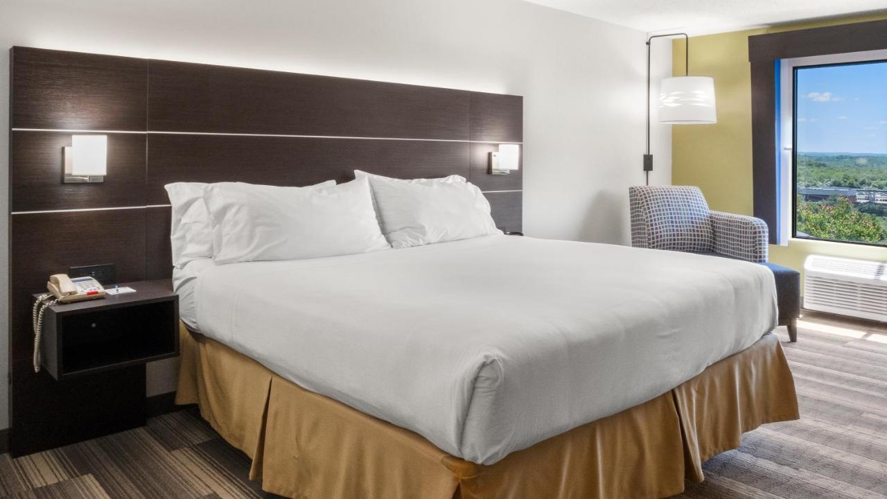 Holiday Inn Express Hotel & Suites Newton Sparta By Ihg Exterior foto