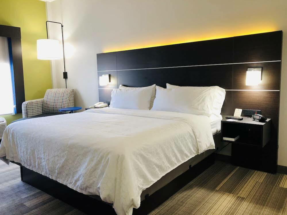 Holiday Inn Express Hotel & Suites Newton Sparta By Ihg Exterior foto